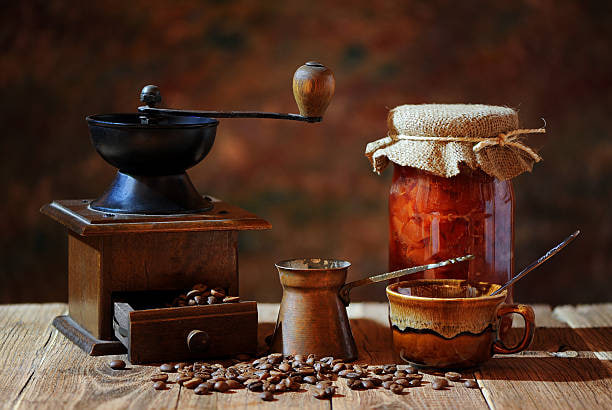 ابزارهای سنتی برای دم آوری قهوه ترک مناسب ترند